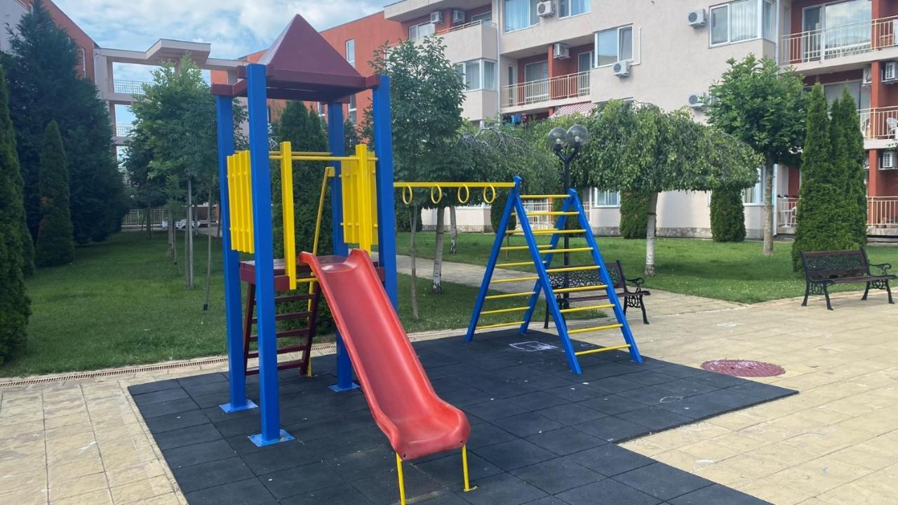 Bratanov Sunny Beach Apartment Екстер'єр фото
